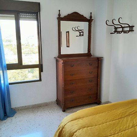 Room In Shared Apartment With Parking Almuñécar 외부 사진