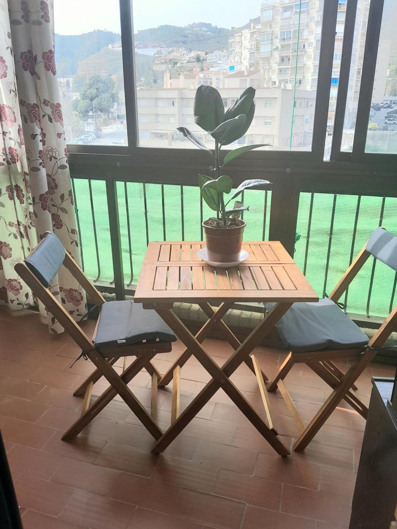 Room In Shared Apartment With Parking Almuñécar 외부 사진