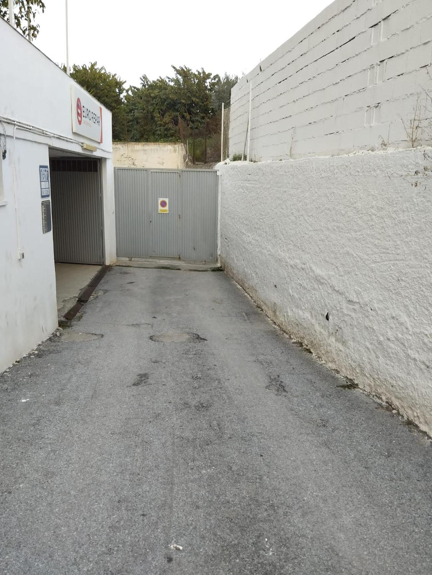 Room In Shared Apartment With Parking Almuñécar 외부 사진