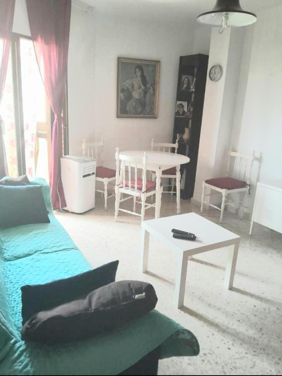 Room In Shared Apartment With Parking Almuñécar 외부 사진